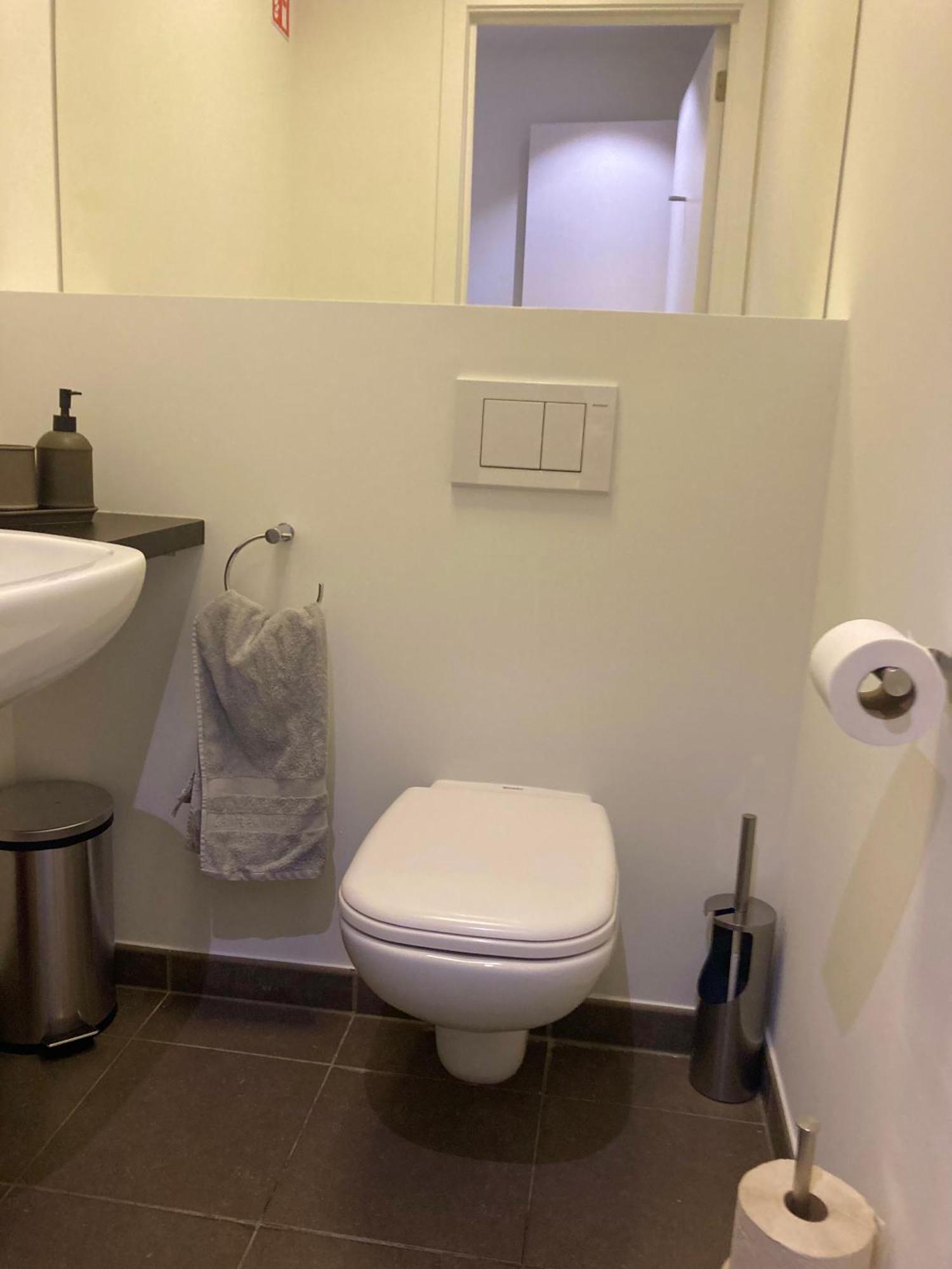 London Tower Apartments - 安特卫普 客房 照片